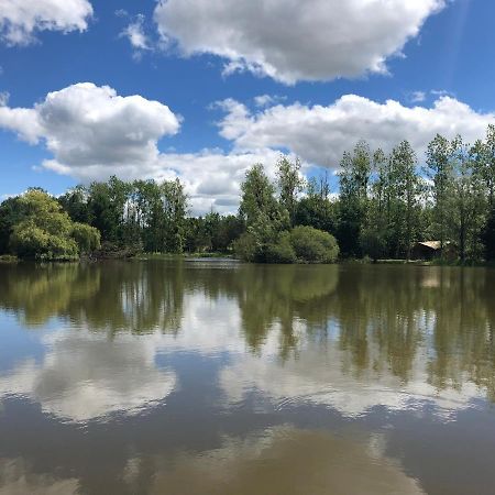 Tente Lodge Jacuzzi Privatif En Pleine Nature Thiel-sur-Acolin Exterior foto